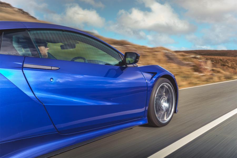 Детали экстерьера Honda NSX 2016 года  (UK) (фото 90 из 120)